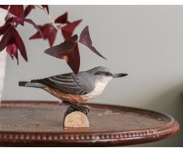 Dřevěná dekorace brhlík lesní DecoBird - Wildlife Garden