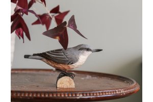 Dřevěná dekorace brhlík lesní DecoBird - Wildlife Garden